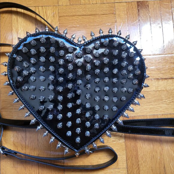 Studded backpack - Picture 2 of 3